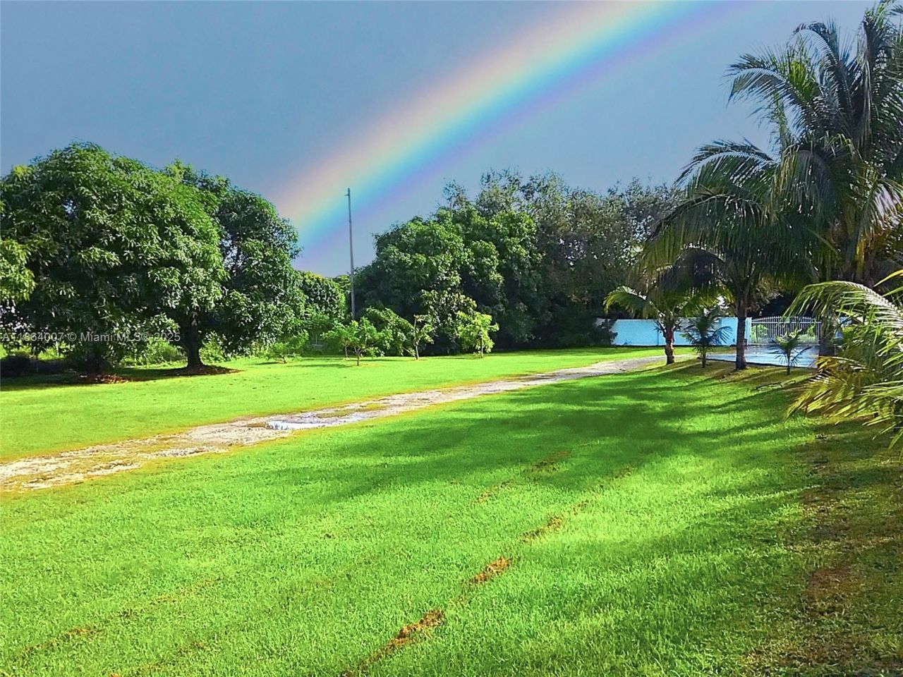 36520 SW 214th Ave, Homestead, FL 33034 Photo