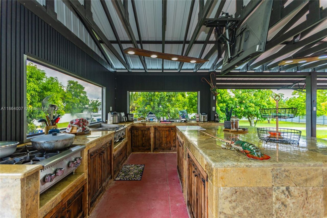 36520 SW 214th Ave, Homestead, FL 33034 Photo