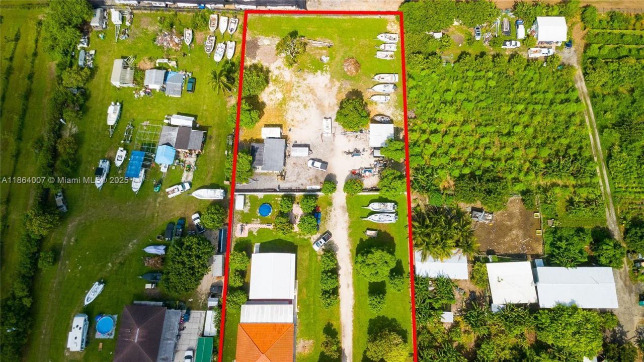 36520 SW 214th Ave, Homestead, FL 33034 Photo