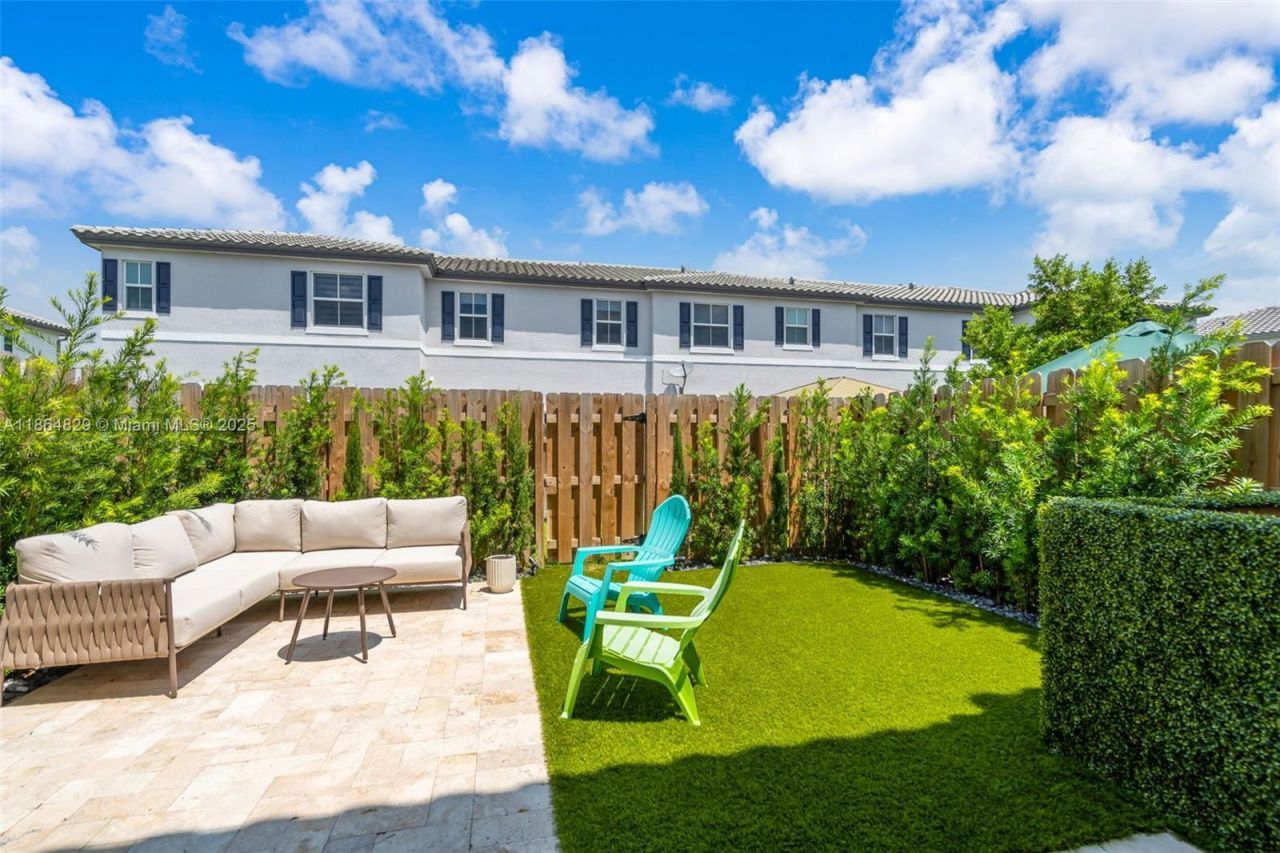 11927 NW 46th St, Coral Springs, FL 33076 Photo