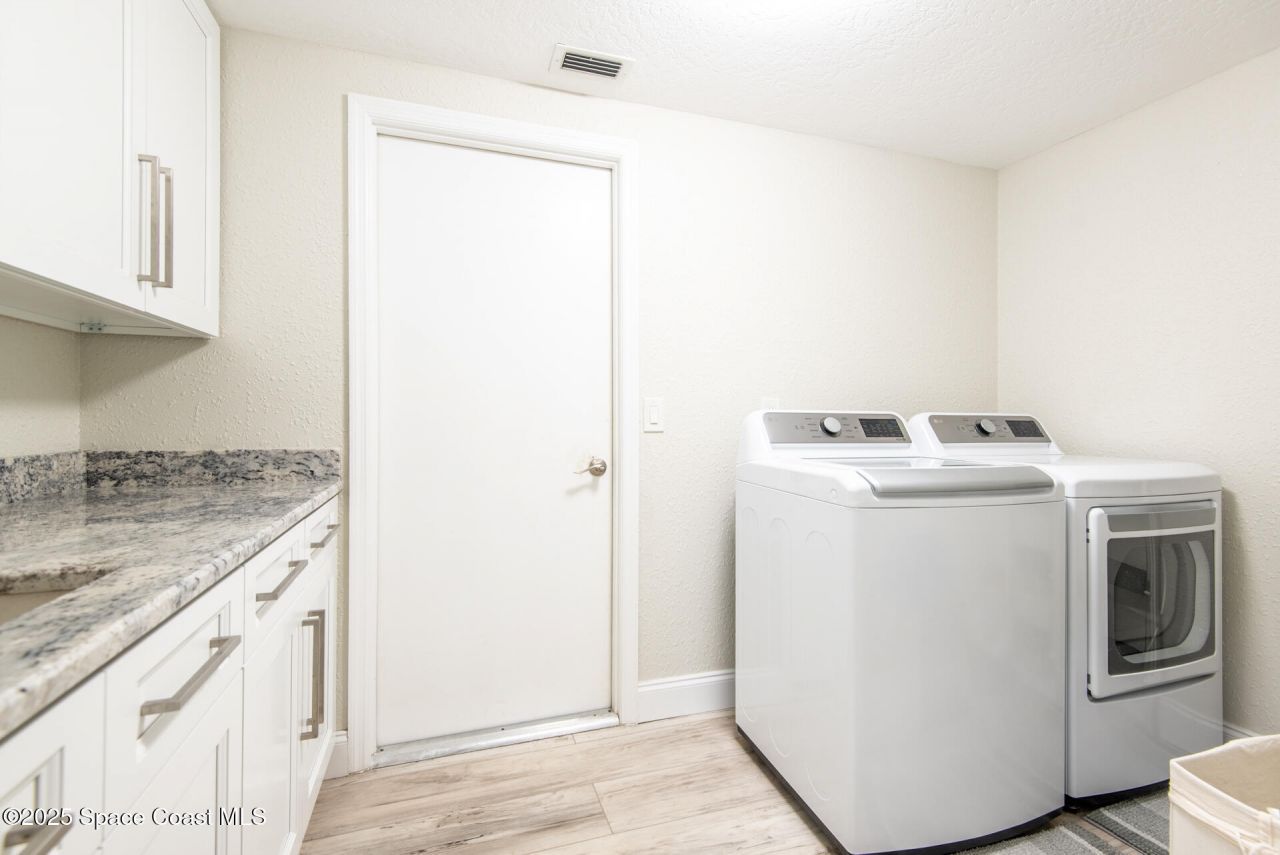 138 Windward Way, Indian Harbor Beach, FL 32937 Photo