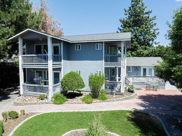9505 Sturgis Road, Pasco, WA 99301
