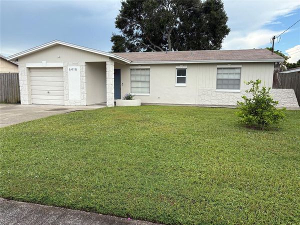 6418 W PARIS STREET, TAMPA, FL 33634
