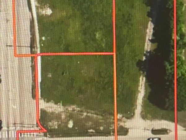 2401 E Apache Street, Tulsa, OK 74110