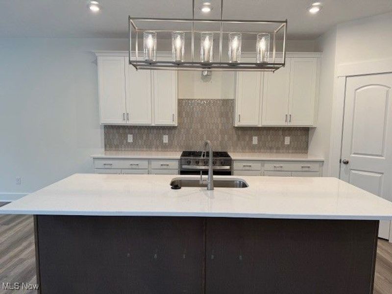 3807 Overlook Court, Akron, OH 44333 Photo 3