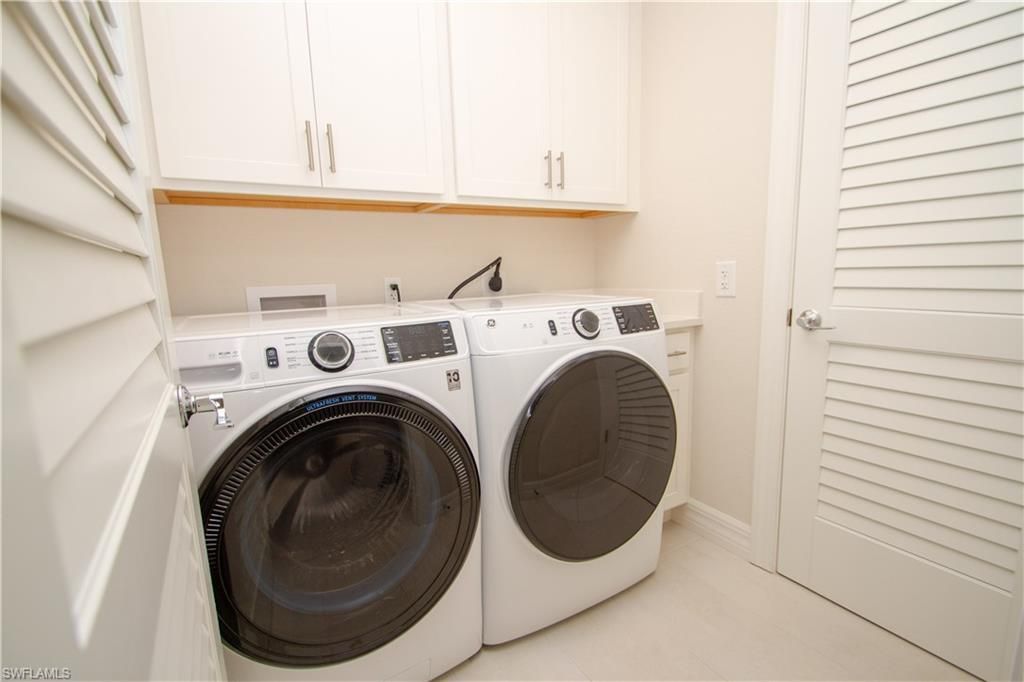 232 Indies Dr E, Unit 101, Naples, FL 34114 Photo