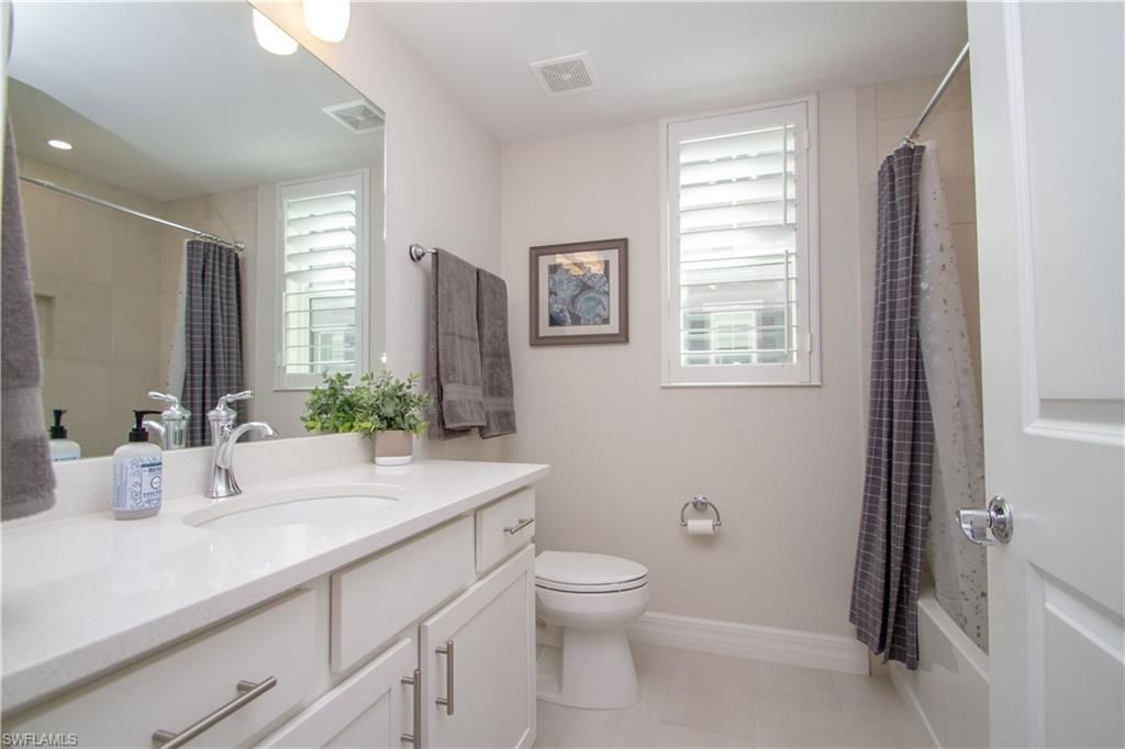 232 Indies Dr E, Unit 101, Naples, FL 34114 Photo
