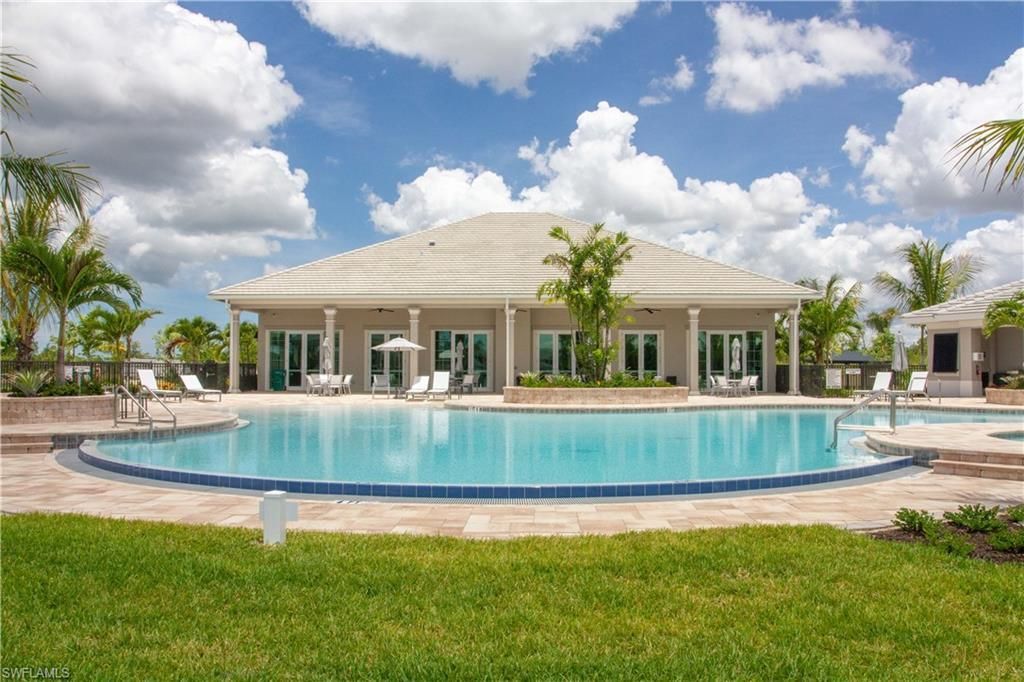 232 Indies Dr E, Unit 101, Naples, FL 34114 Photo