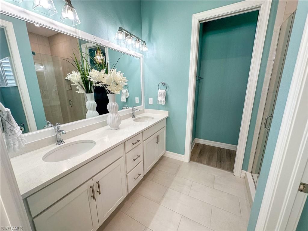 232 Indies Dr E, Unit 201, Naples, FL 34114 Photo