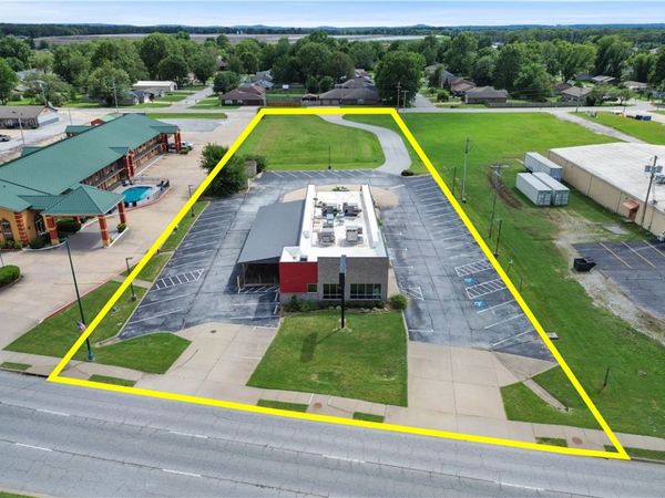 1400 Us-412, Siloam Springs, AR 72761