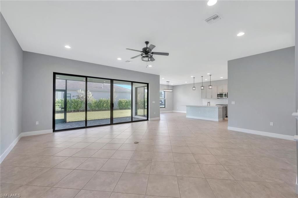 12260 Red Pine Pl, Estero, FL 33928 Photo