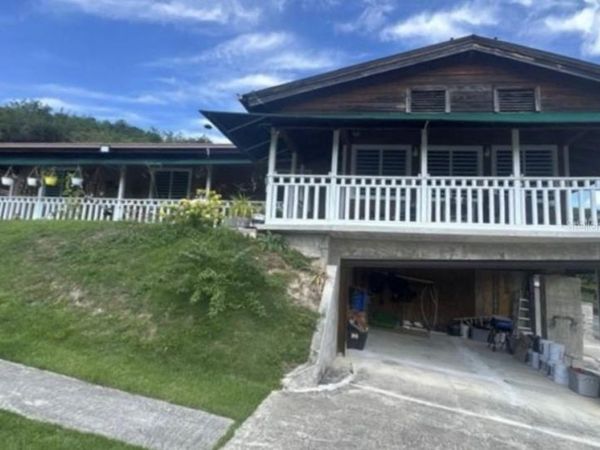 Las Delicias 1805 AVENIDA CIRCUNVALACI??N, PONCE, PR 00731