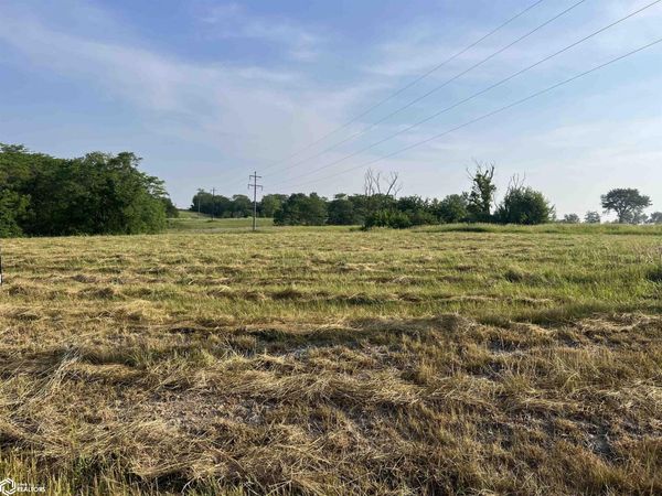 LOT 11 Pin Oaks Ln, Mount Pleasant, IA 52641