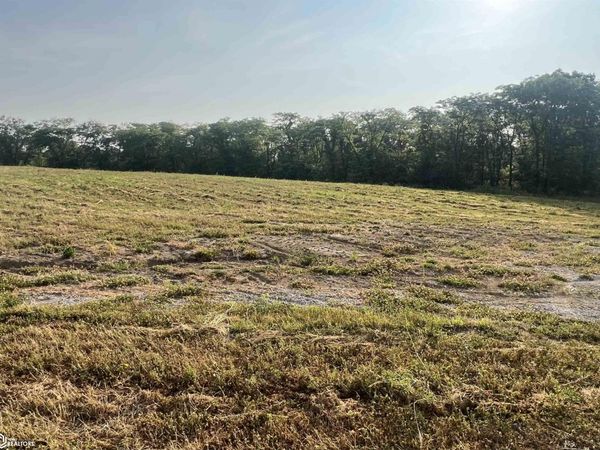 LOT 10 Pin Oaks Ln, Mount Pleasant, IA 52641