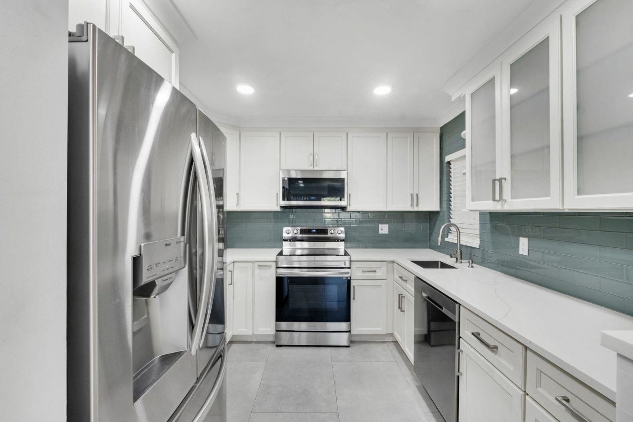 4125 S Carambola Circle, Unit 2126, Coconut Creek, FL 33066 Photo