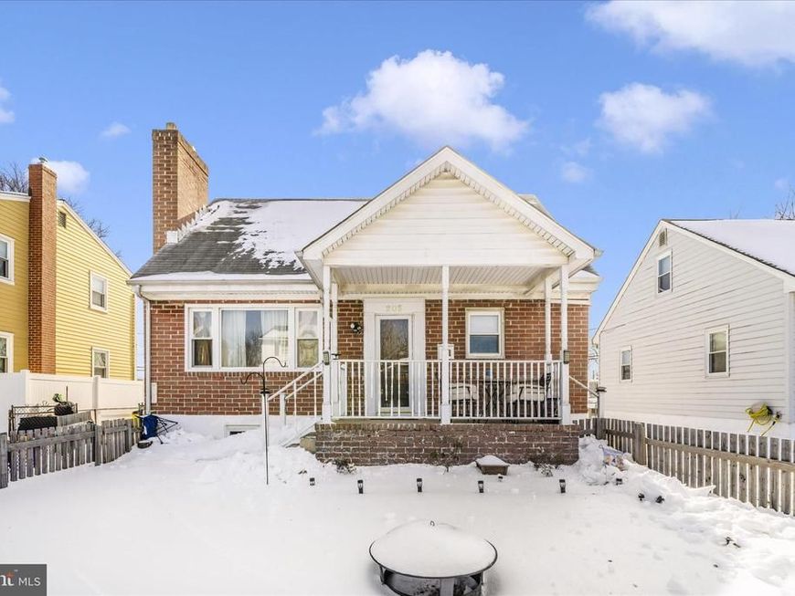 205 Camrose Avenue, Baltimore, MD 21225 Main Photo