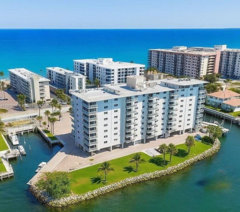 1160 Hillsboro Mile, Unit 701, Hillsboro Beach, FL 33062 Photo