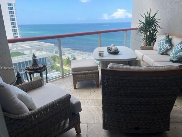 6767 Collins Ave, Unit 1107, Miami Beach, FL 33141