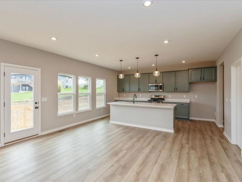 748 Francis Drive, Heath, OH 43056 Photo 12