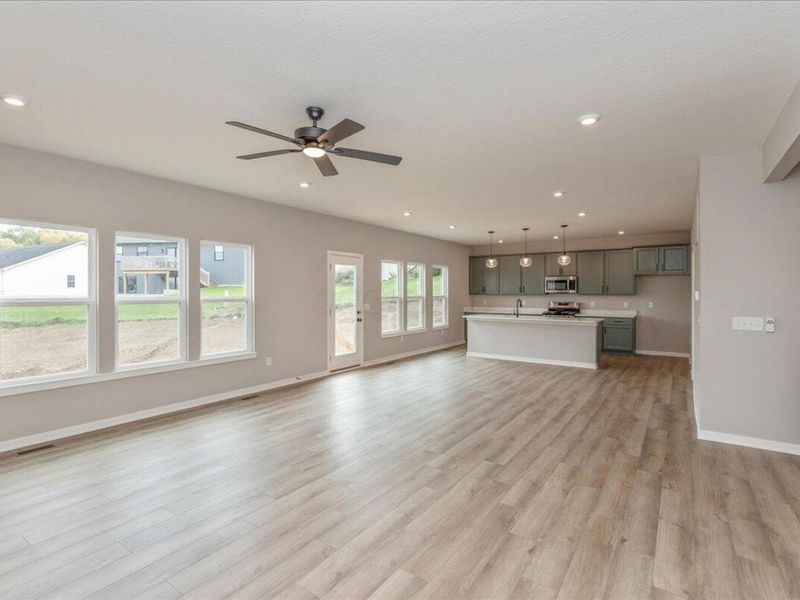 748 Francis Drive, Heath, OH 43056 Photo 13