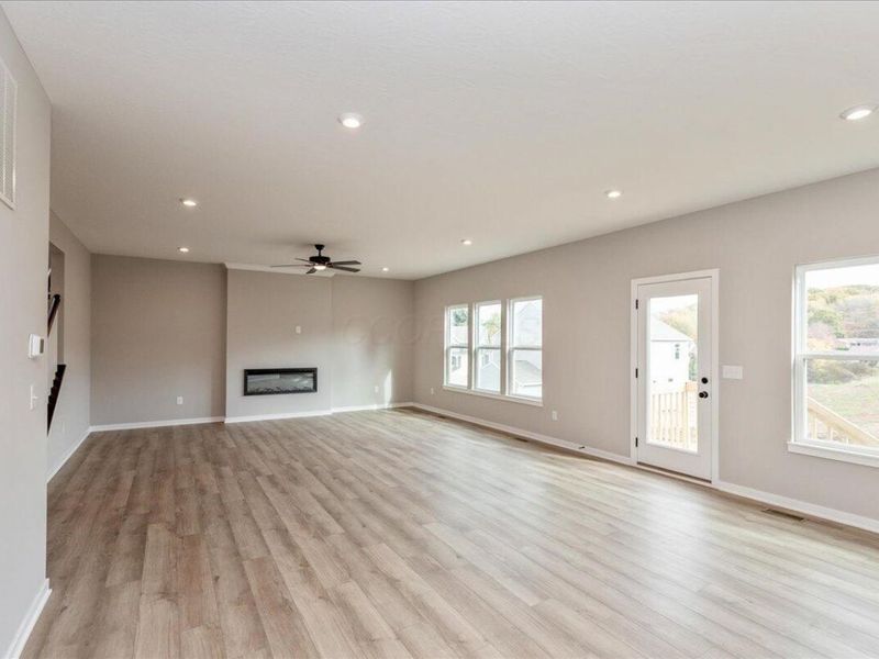 748 Francis Drive, Heath, OH 43056 Photo 9