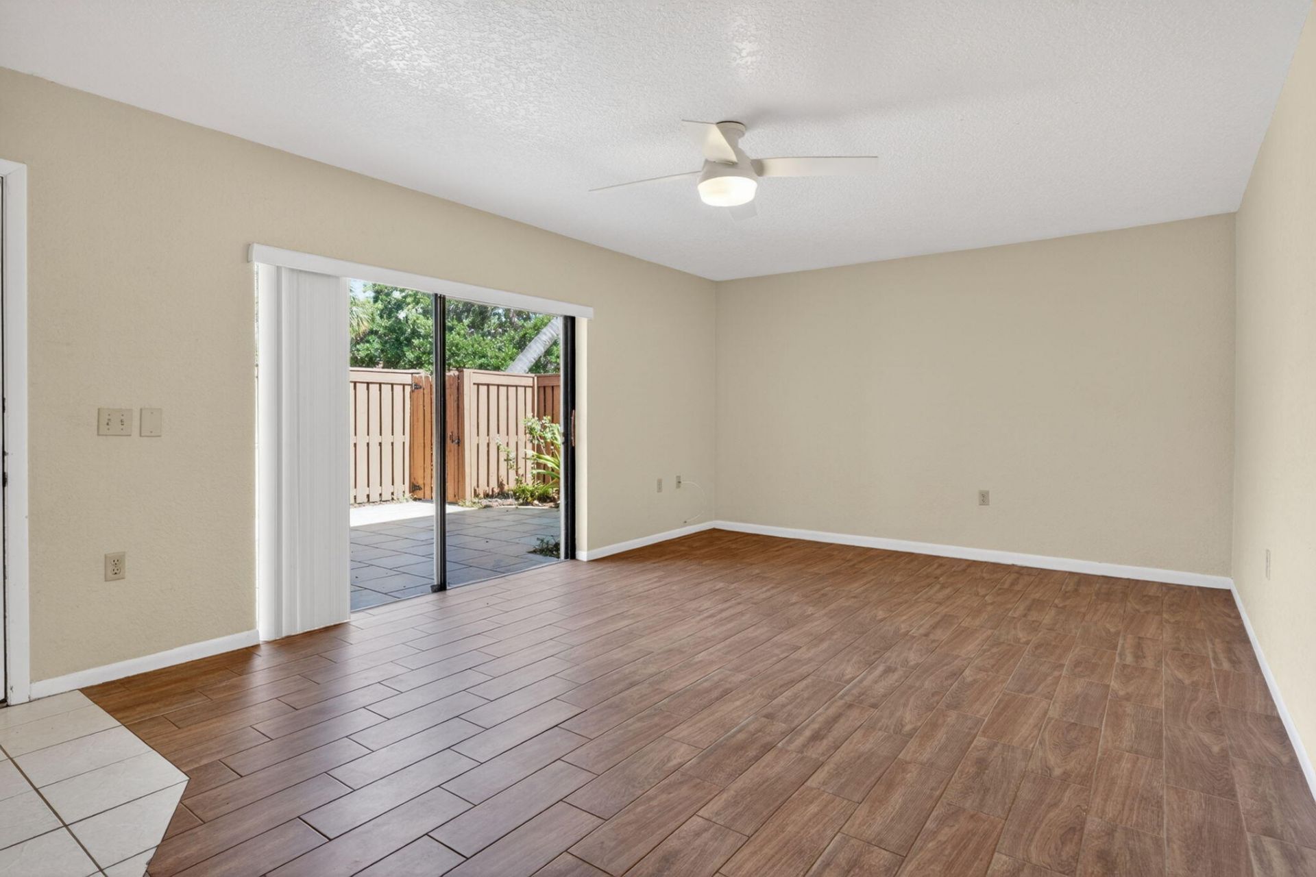 3900 County Line Road, Unit 21d, Tequesta, FL 33469 Photo