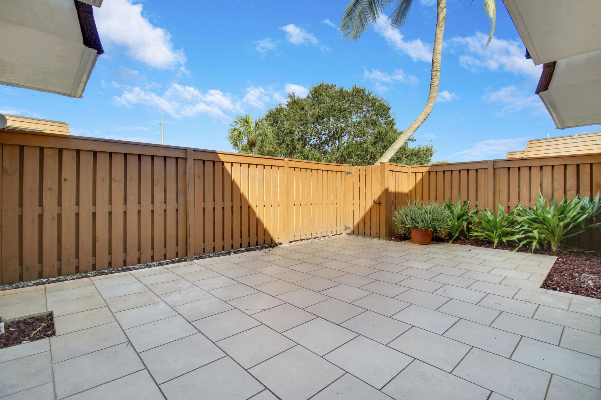 3900 County Line Road, Unit 21d, Tequesta, FL 33469 Photo