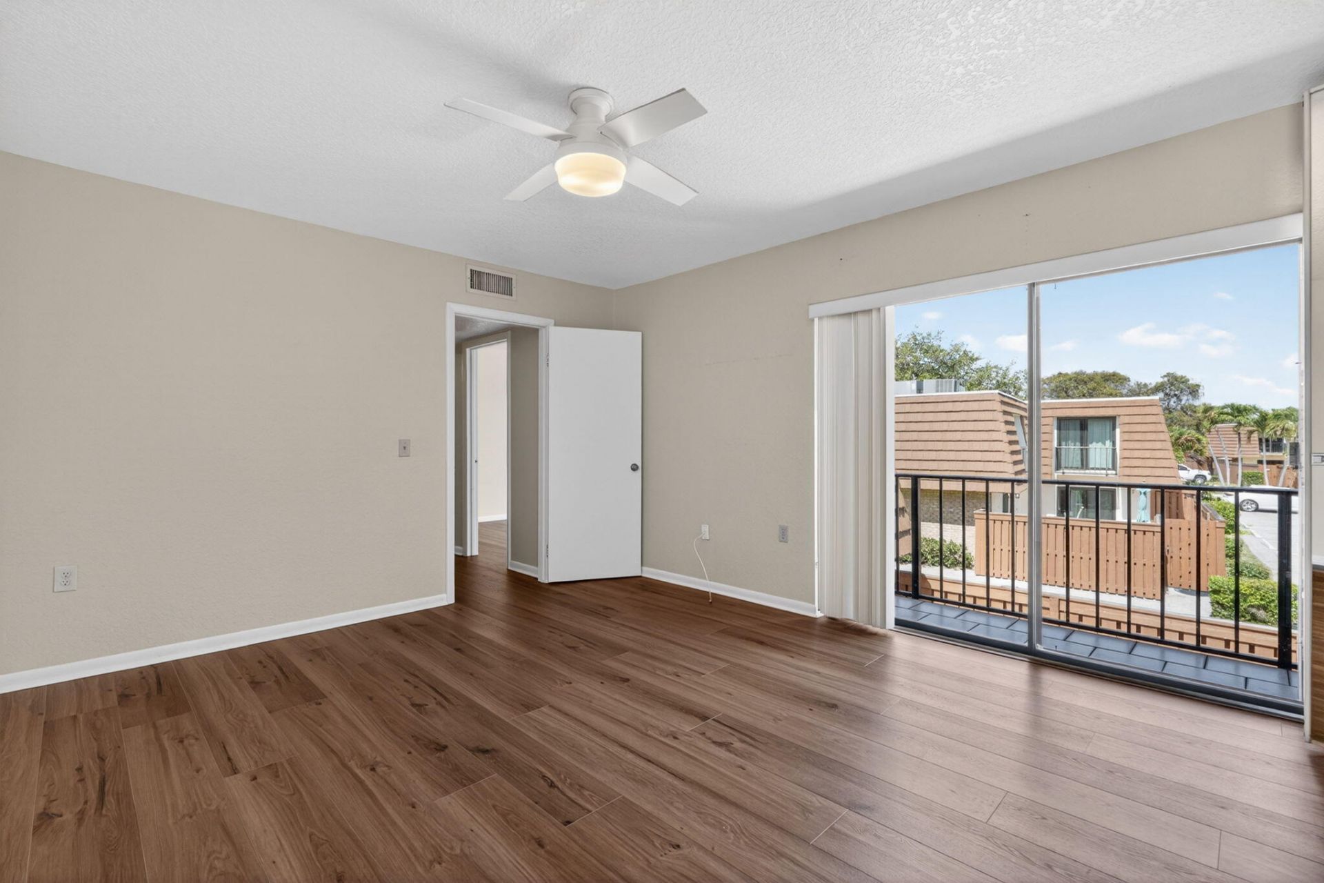 3900 County Line Road, Unit 21d, Tequesta, FL 33469 Photo