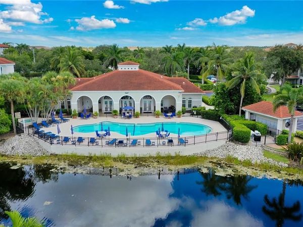 23500 Walden Center DR, Unit 206, ESTERO, FL 34134