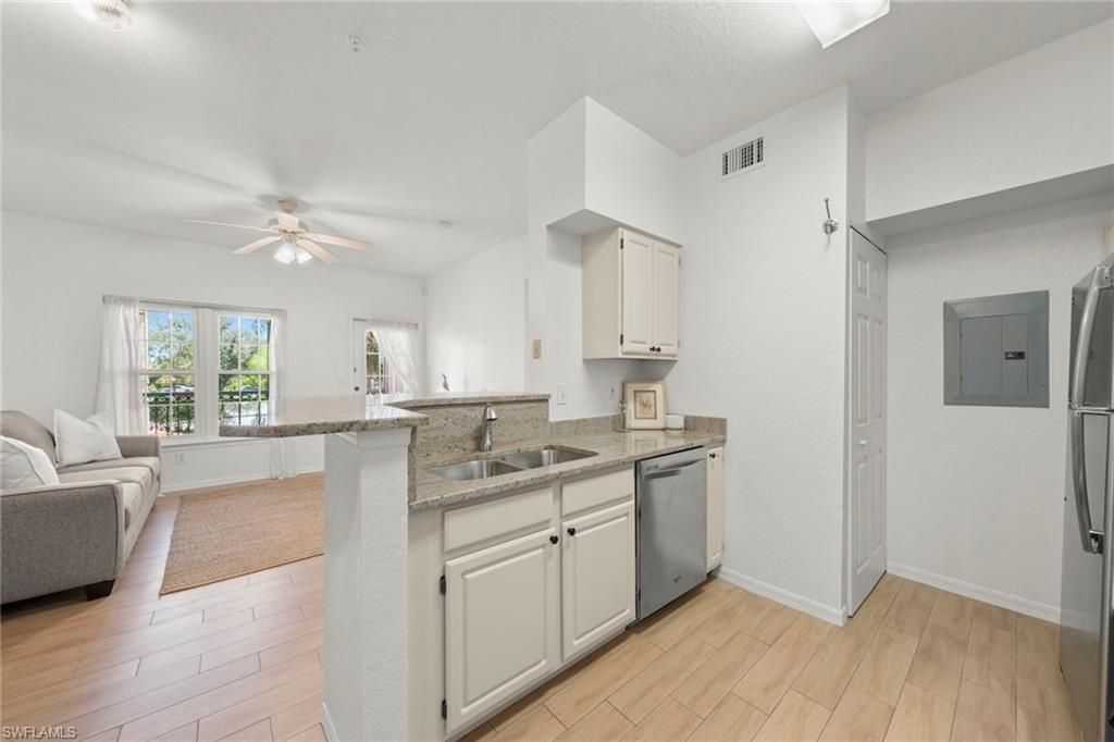 23500 Walden Center Dr, Unit 206, Estero, FL 34134 Photo