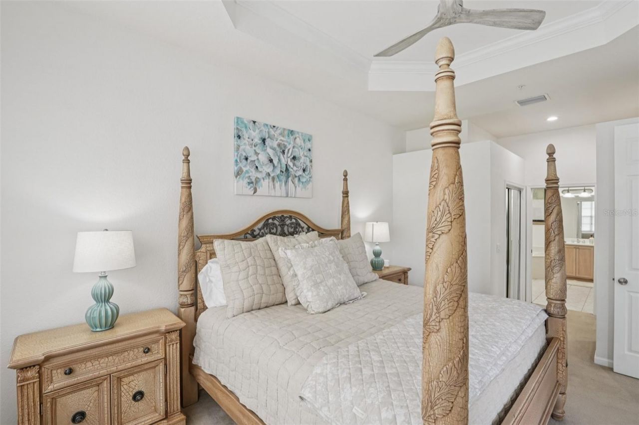 10100 Valiant Court, Unit 201, Miromar Lakes, FL 33913 Photo