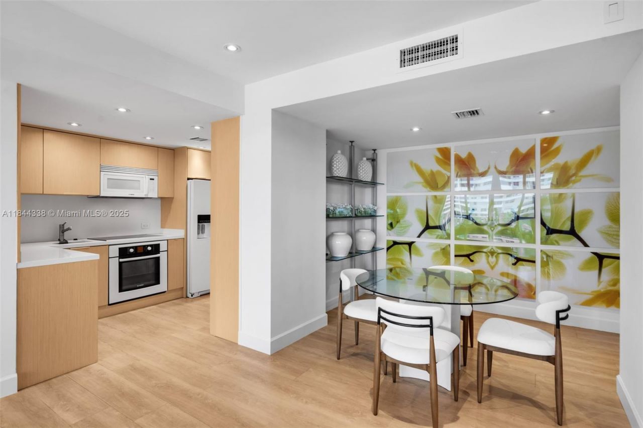 200 Ocean Lane Dr, Unit 503, Key Biscayne, FL 33149 Photo