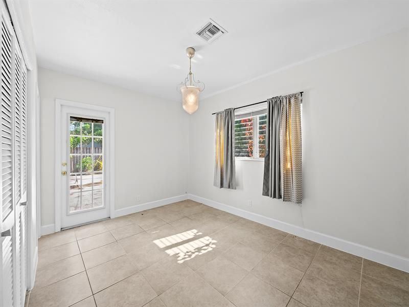 2341 SW 15th St, Fort Lauderdale, FL 33312 Photo