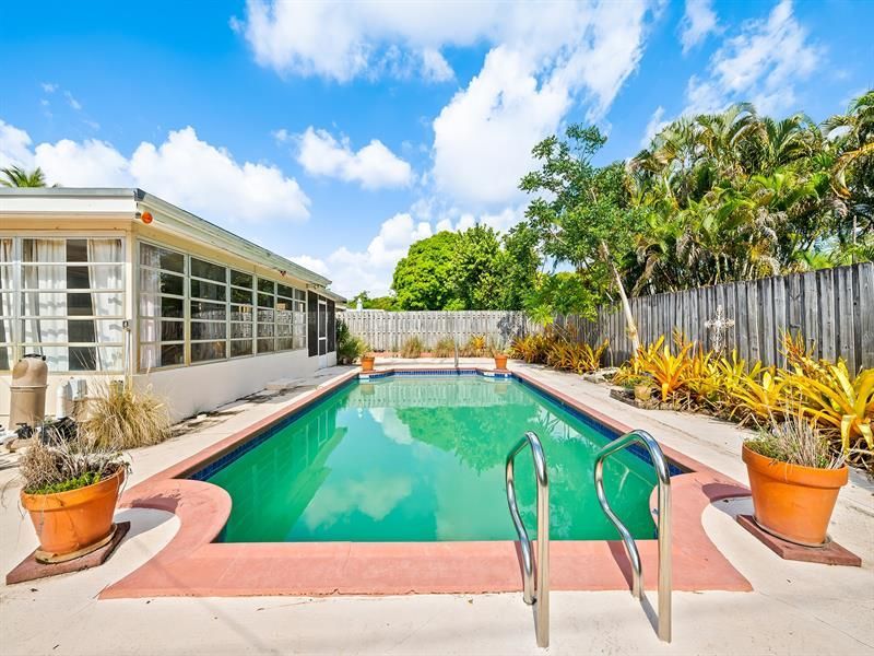 2341 SW 15th St, Fort Lauderdale, FL 33312 Photo