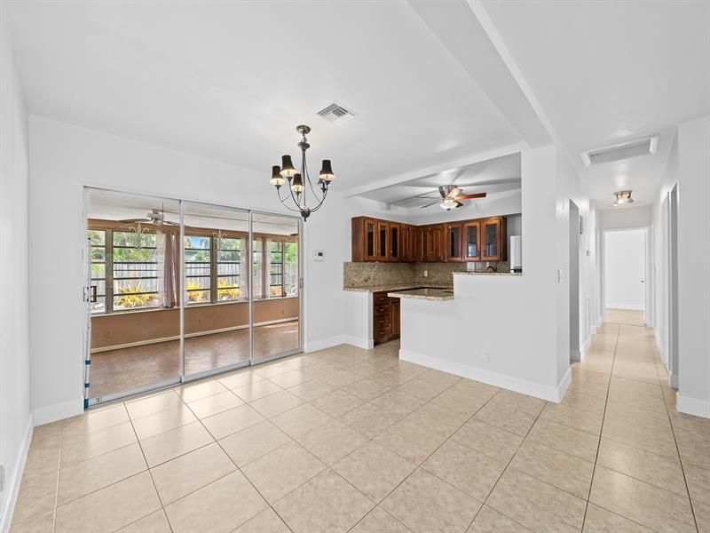 2341 SW 15th St, Fort Lauderdale, FL 33312 Photo