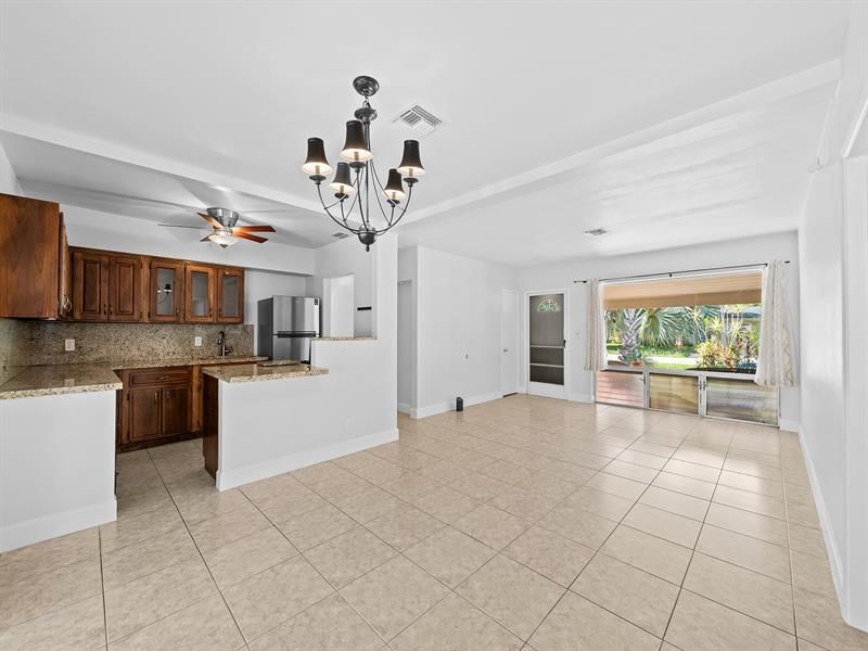 2341 SW 15th St, Fort Lauderdale, FL 33312 Photo