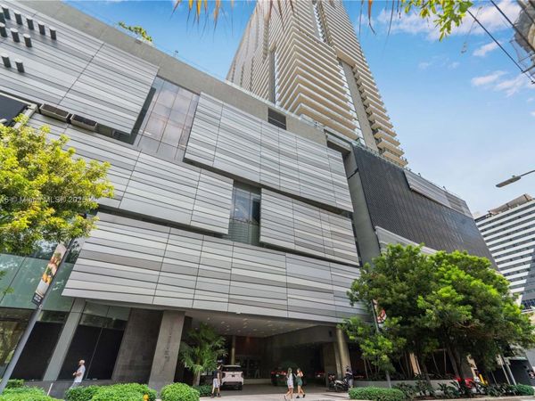 88 SW 7th St, Unit 2910, Miami, FL 33130