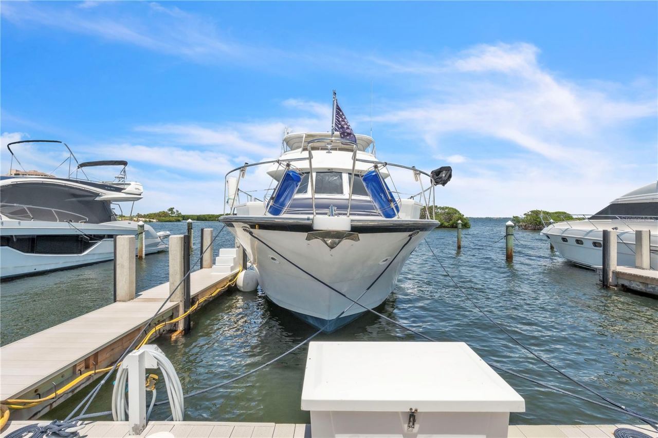 2600 Harbourside Drive, Unit R9, Longboat Key, FL 34228 Photo