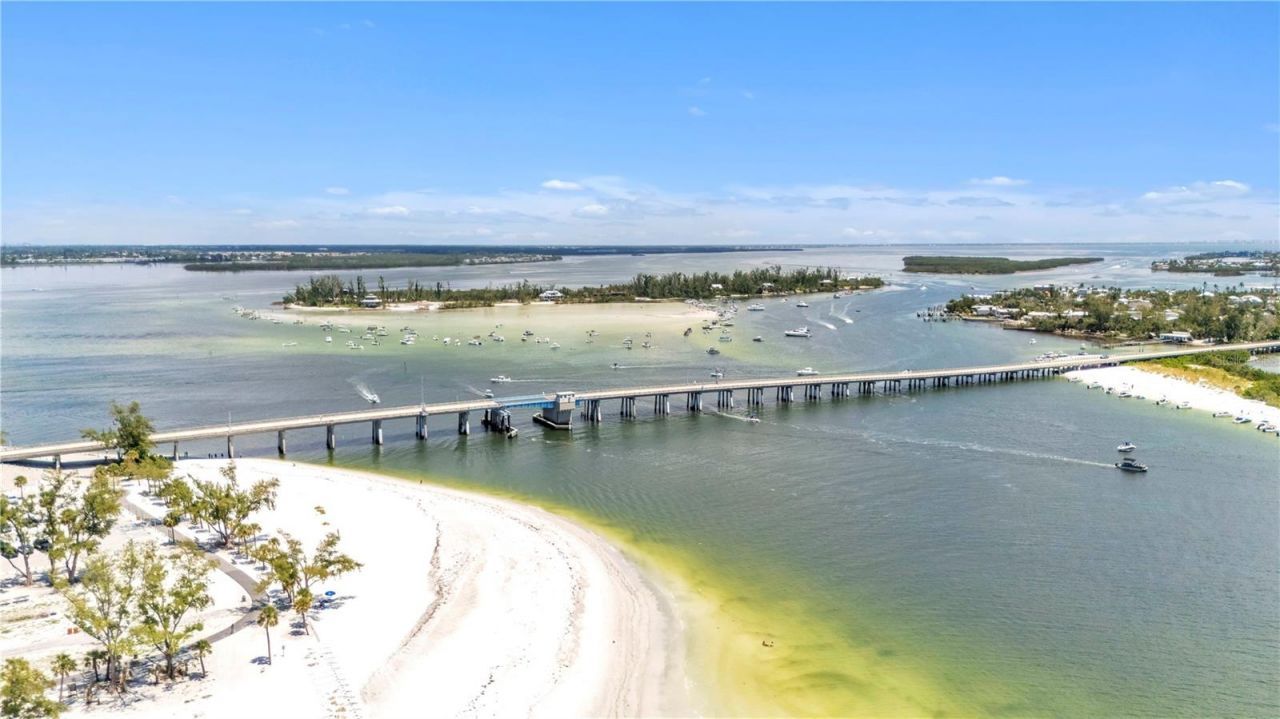 2600 Harbourside Drive, Unit R9, Longboat Key, FL 34228 Photo