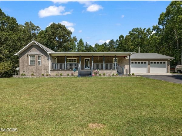 1259 Model Farm Rd, Jamestown, TN 38556