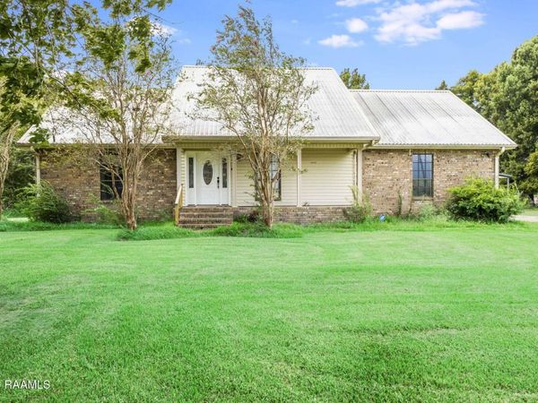 1414 David Duboin Road, New Iberia, LA 70560