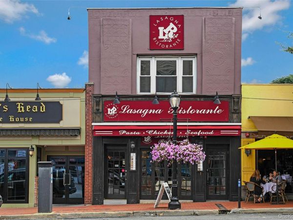 400 New York Avenue, Huntington, NY 11743