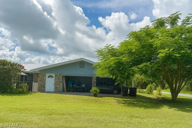 2201 Howard Rd, Labelle, FL 33935 Photo