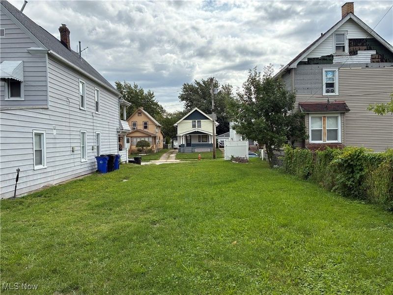 2056 W 104th Street, Cleveland, OH 44102 Photo 2
