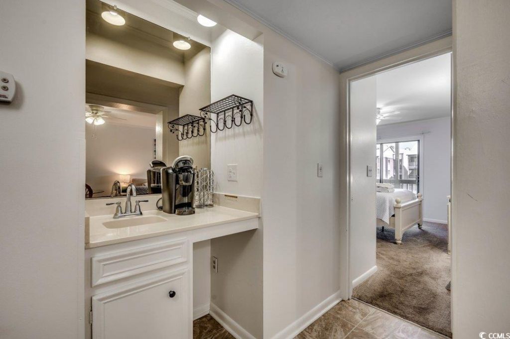 206 2nd Ave. N Photo 13