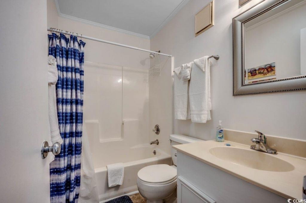 206 2nd Ave. N Photo 16