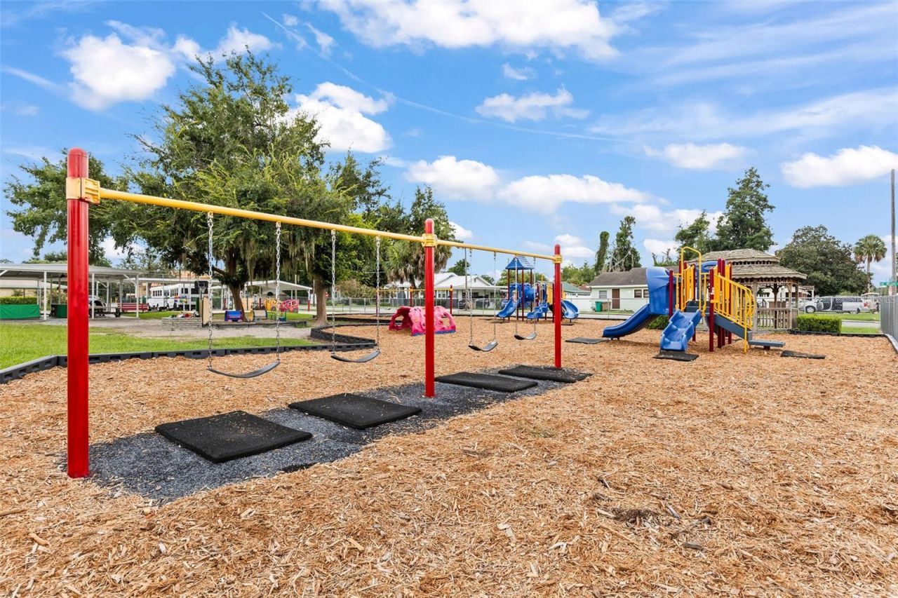 258 SW Columbia Avenue, Lake City, FL 32025 Photo