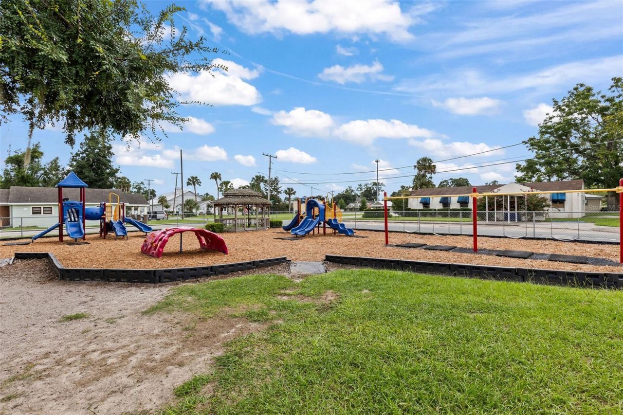 258 SW Columbia Avenue, Lake City, FL 32025 Photo