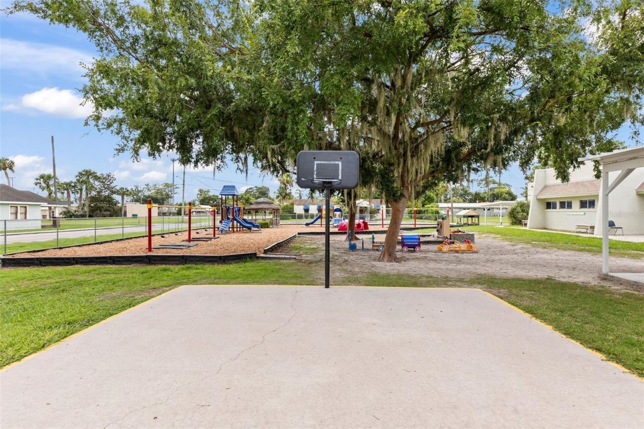 258 SW Columbia Avenue, Lake City, FL 32025 Photo