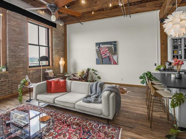 289 5th Street E, Unit 408, Saint Paul, MN 55101